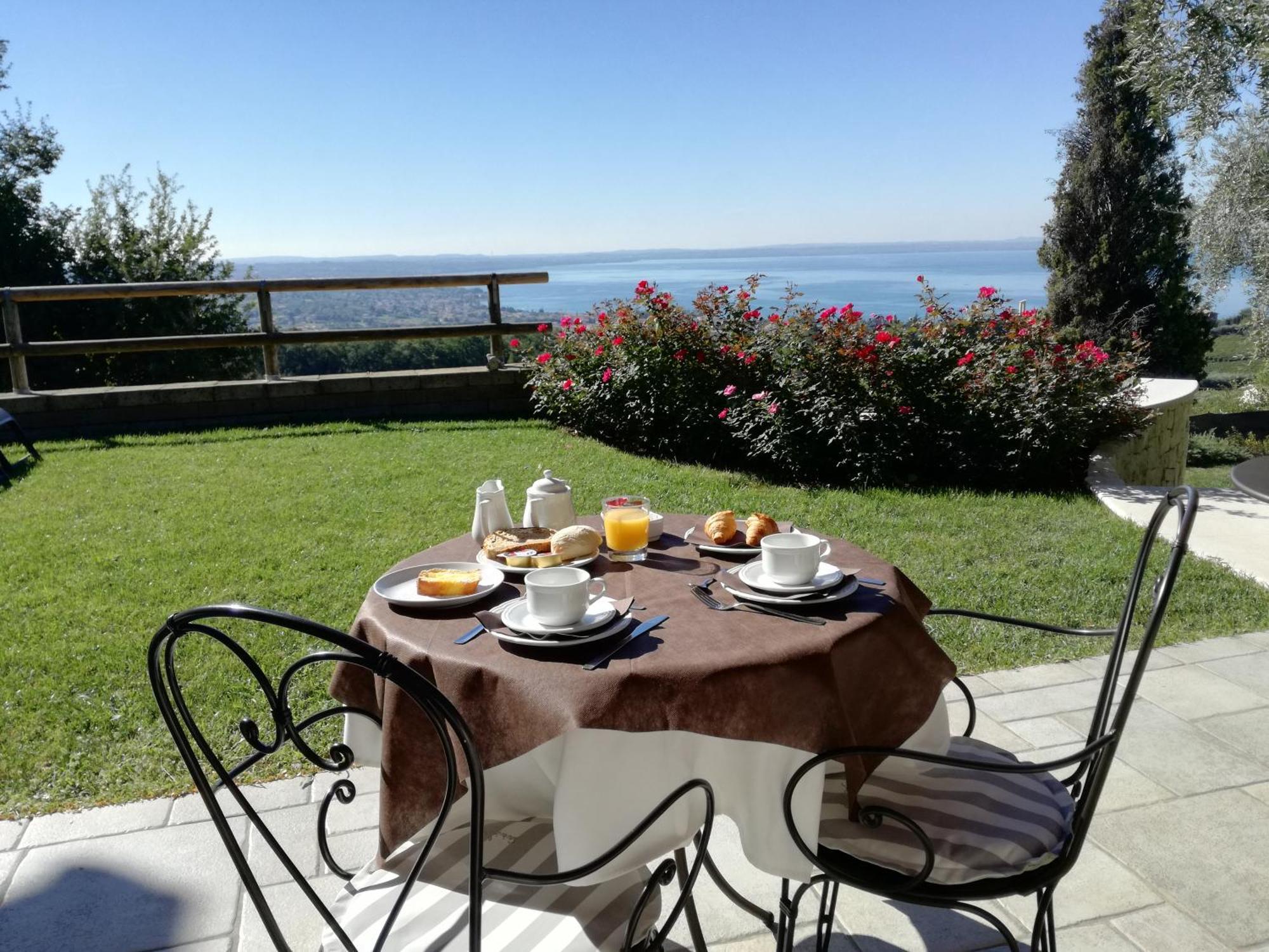 Relais Colle San Giorgio Bed & Breakfast Bardolino Dış mekan fotoğraf